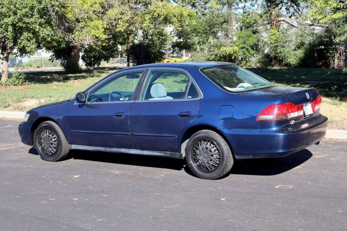 Used 2001 Honda Accord LX image 8