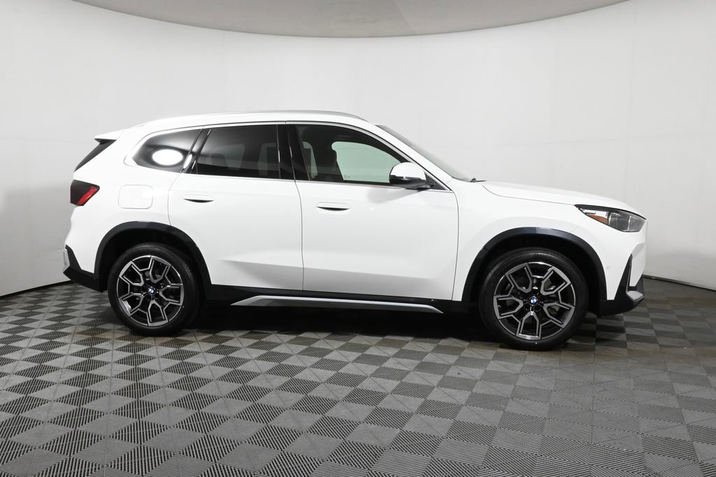 Used 2026 BMW X1 xDrive28i w/ Technology Package image 8