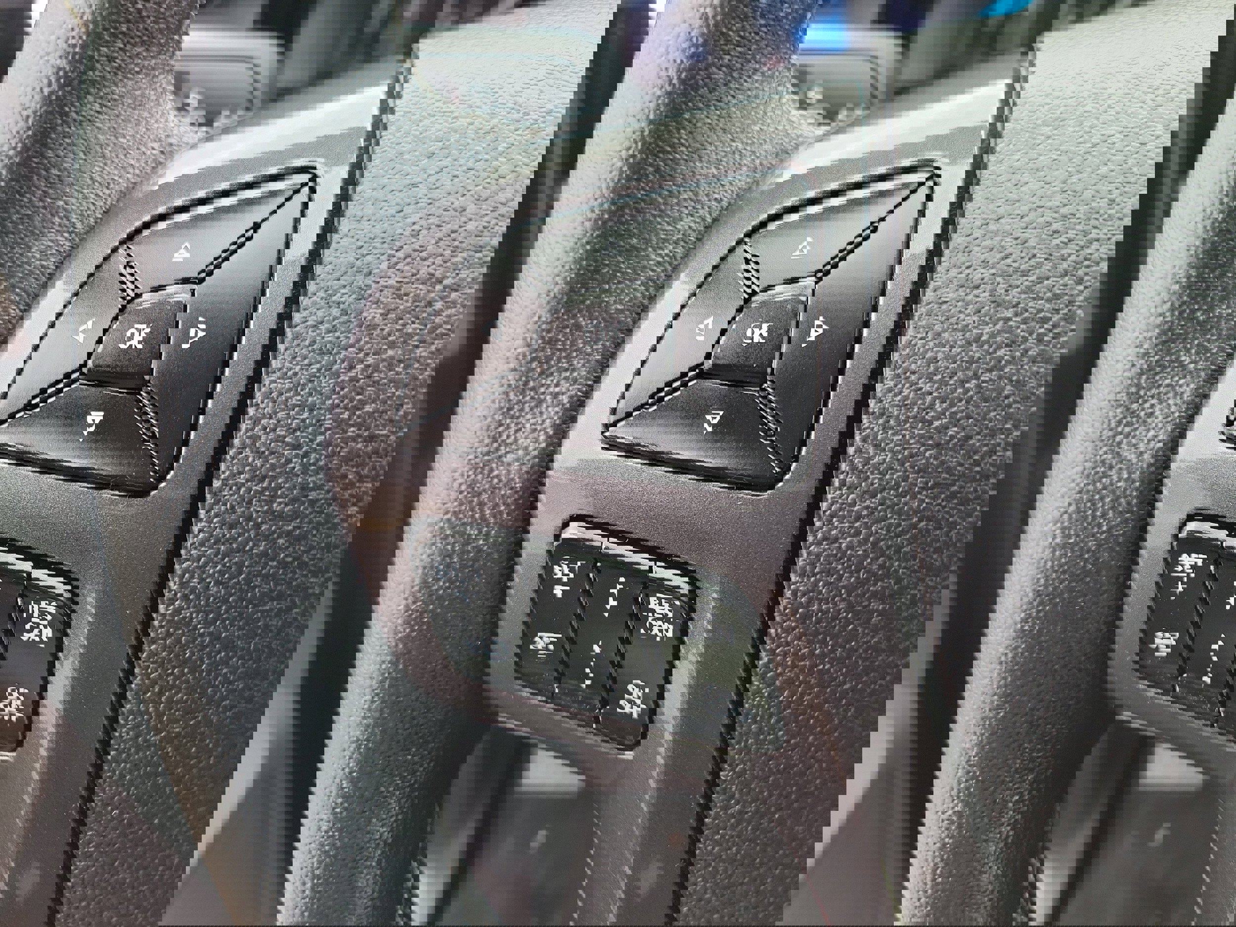 Certified 2020 Ford Ranger Lariat w/ Equipment Group 501A Mid image 24