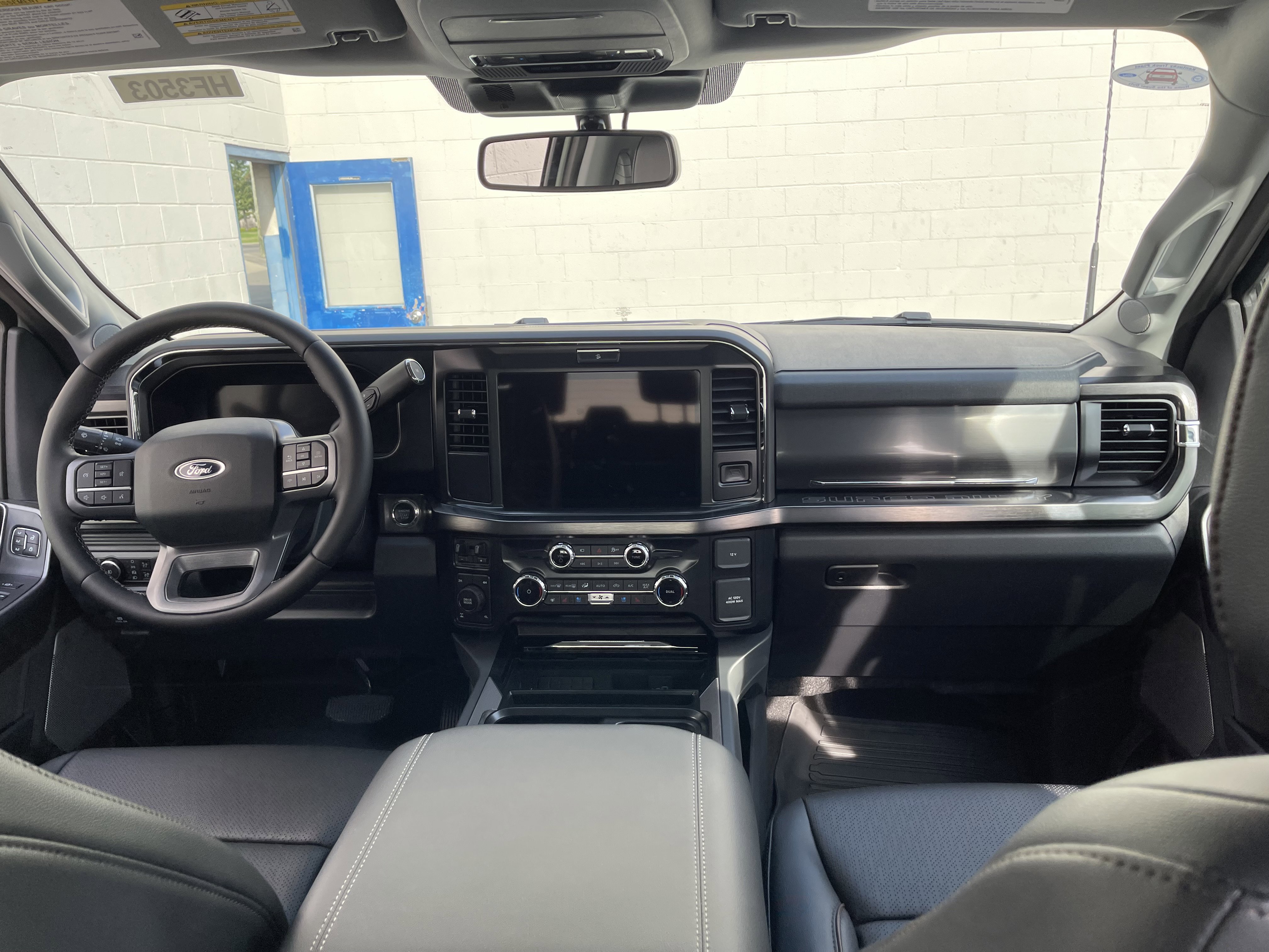New 2026 Ford F350 Lariat image 27