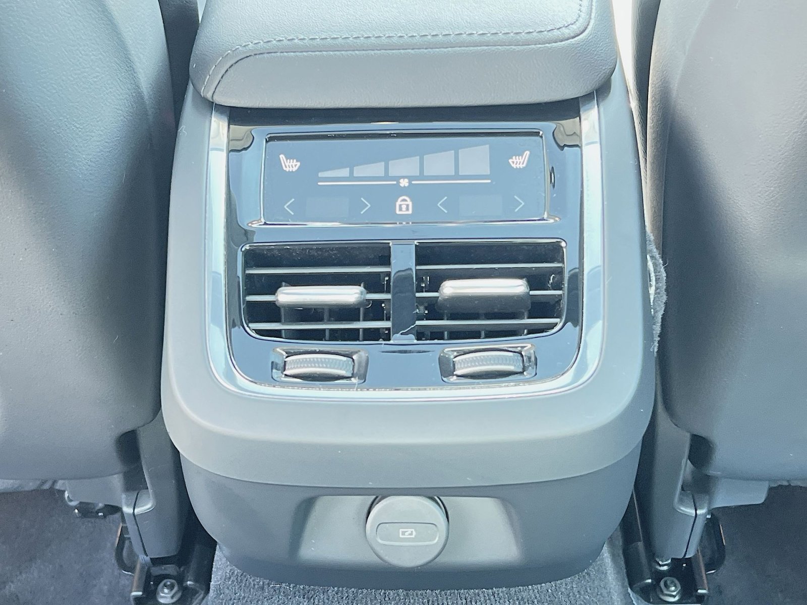 Certified 2023 Volvo S60 B5 Ultimate image 23