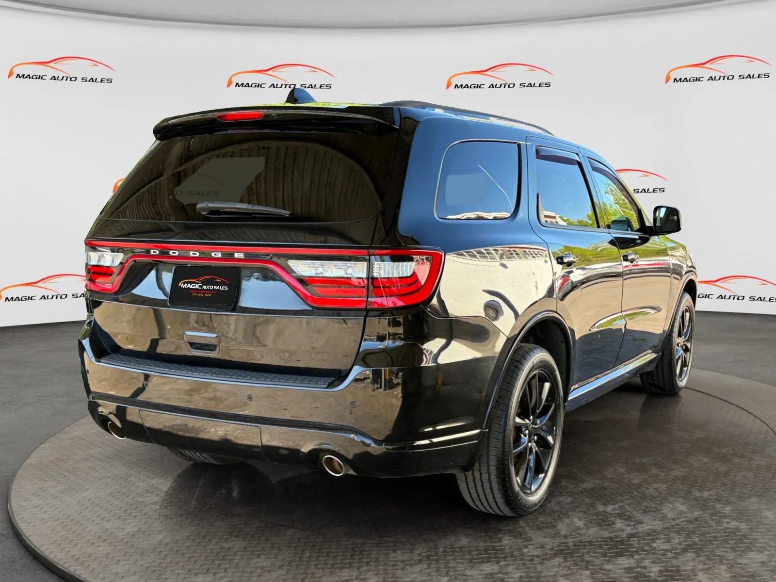 Used 2018 Dodge Durango GT w/ Premium Group AWD/4WD image 10