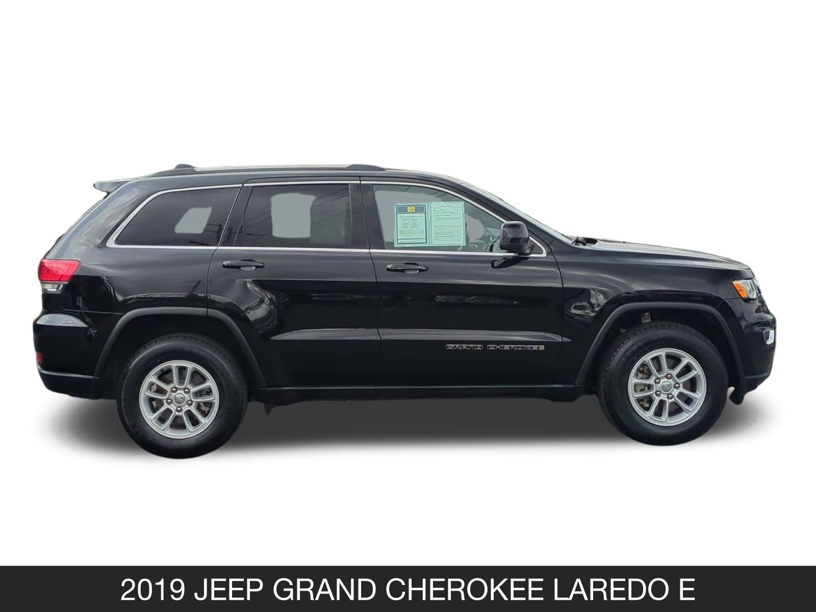 Used 2019 Jeep Grand Cherokee Laredo RWD image 6