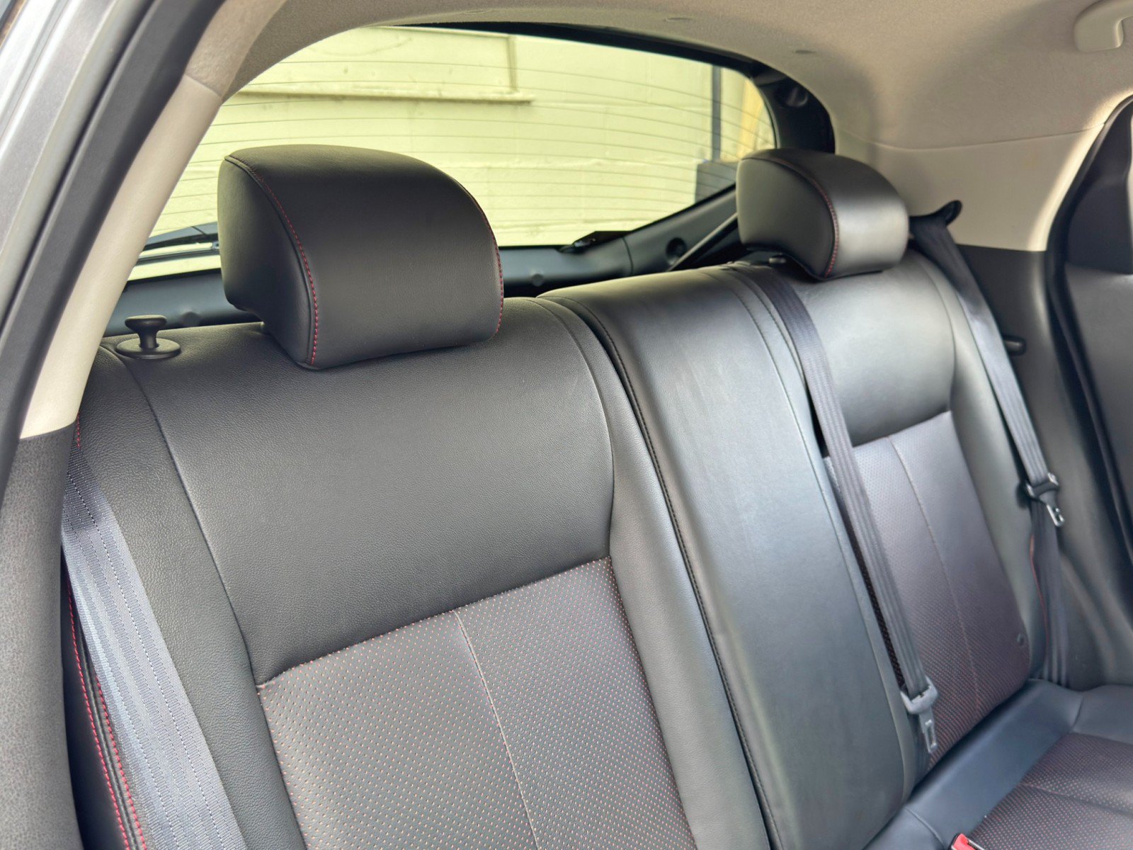 Used 2014 Nissan Juke SL AWD/4WD image 35