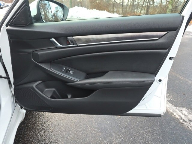Used 2019 Honda Accord Sport image 8