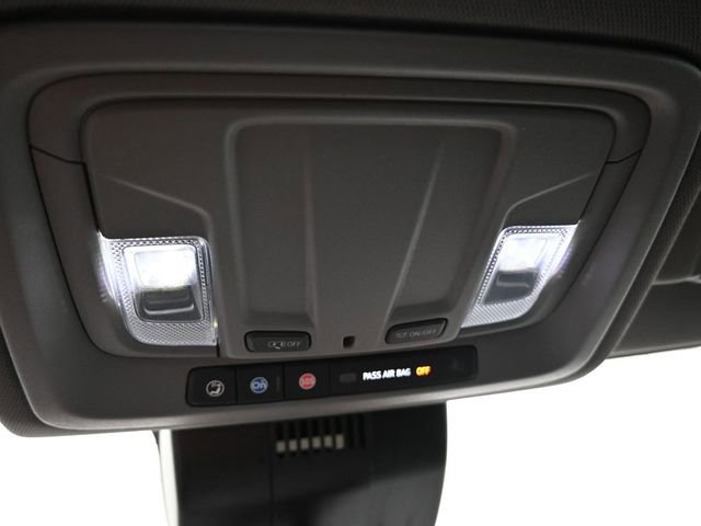 Used 2022 Chevrolet Silverado 1500 RST w/ Z71 Off-Road Package image 35