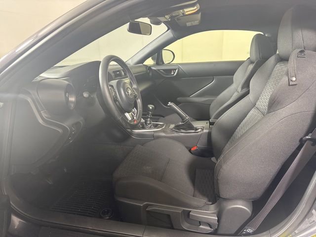 Used 2024 Toyota GR86 RWD image 11
