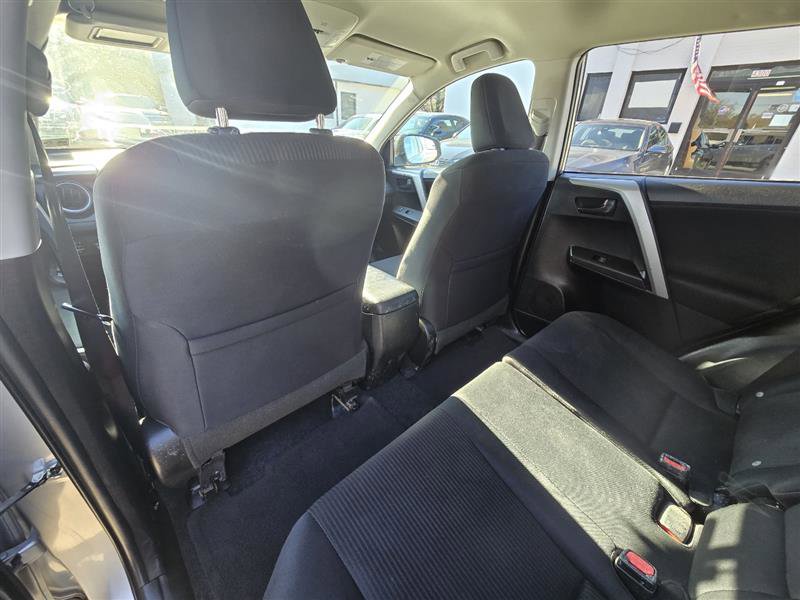Used 2016 Toyota RAV4 LE image 26
