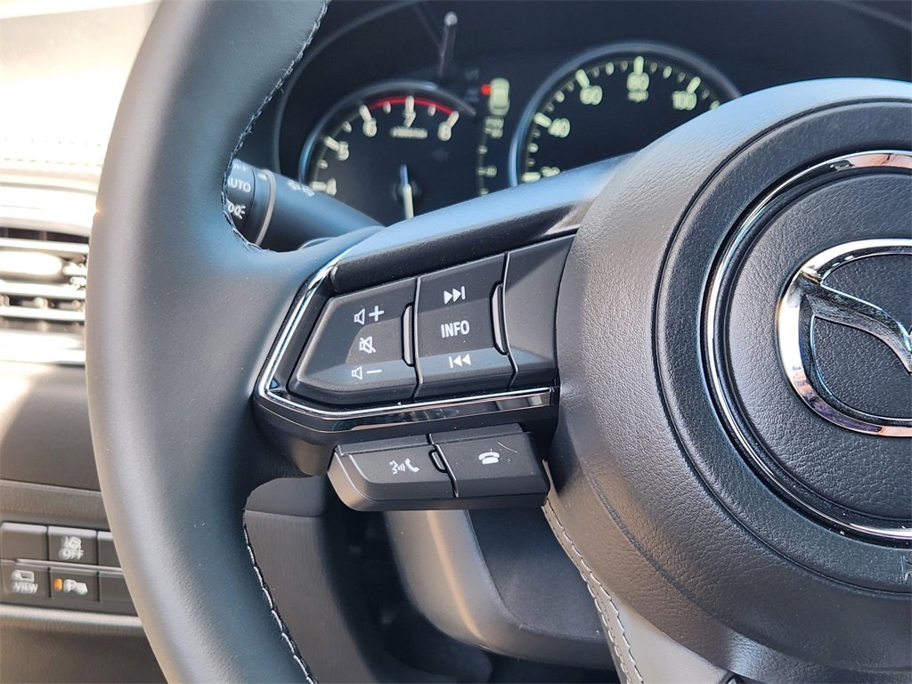 New 2025 MAZDA CX-5 Signature image 17