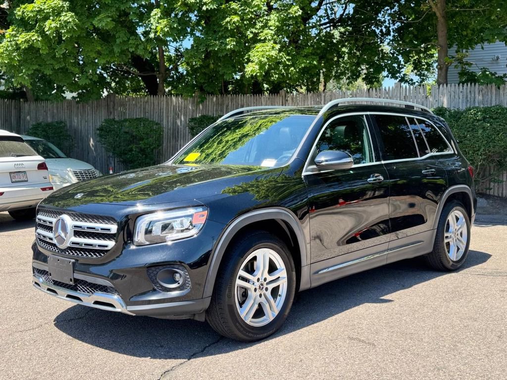 Used 2021 Mercedes-Benz GLB 250 4MATIC video 2