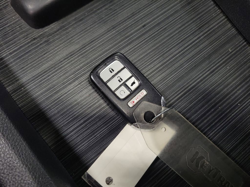 Used 2017 Honda Pilot EX-L image 16