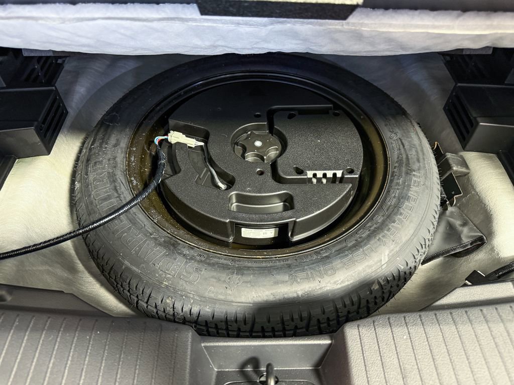 Certified 2024 Nissan Rogue SL image 37