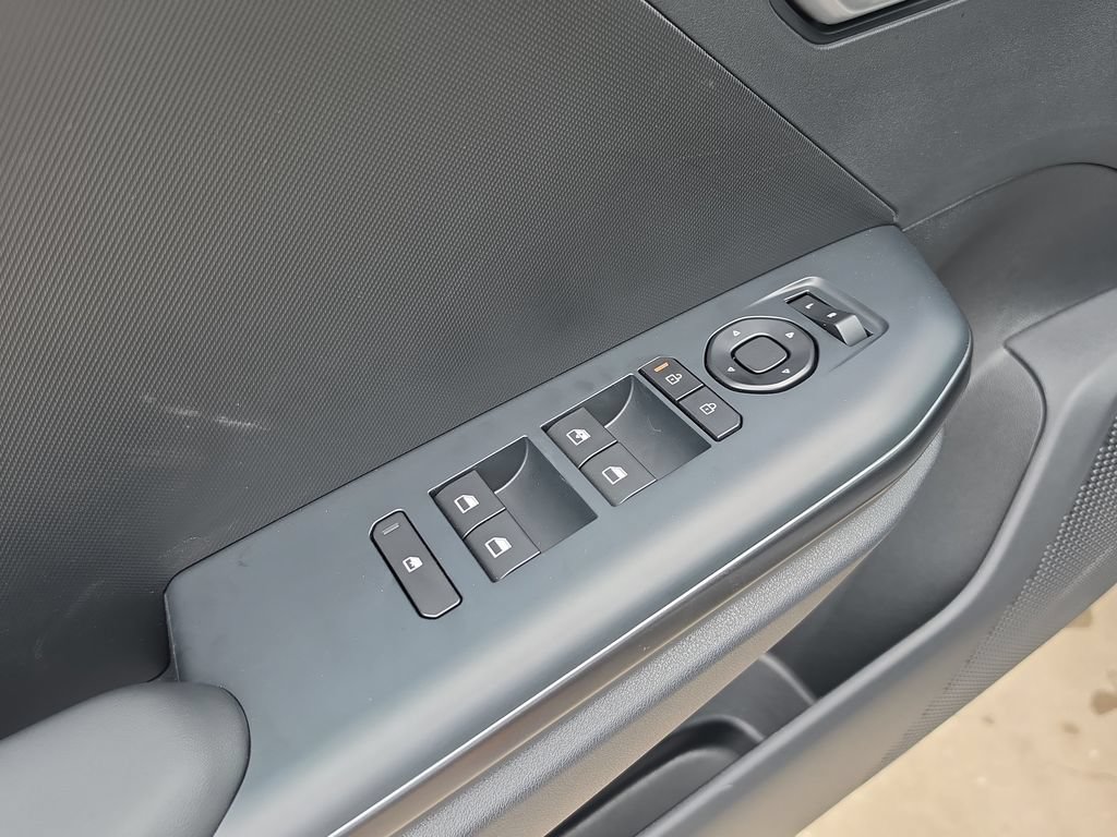 New 2026 Kia K4 FWD image 18