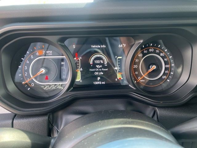 Certified 2025 Jeep Wrangler Unlimited Sahara AWD/4WD image 16