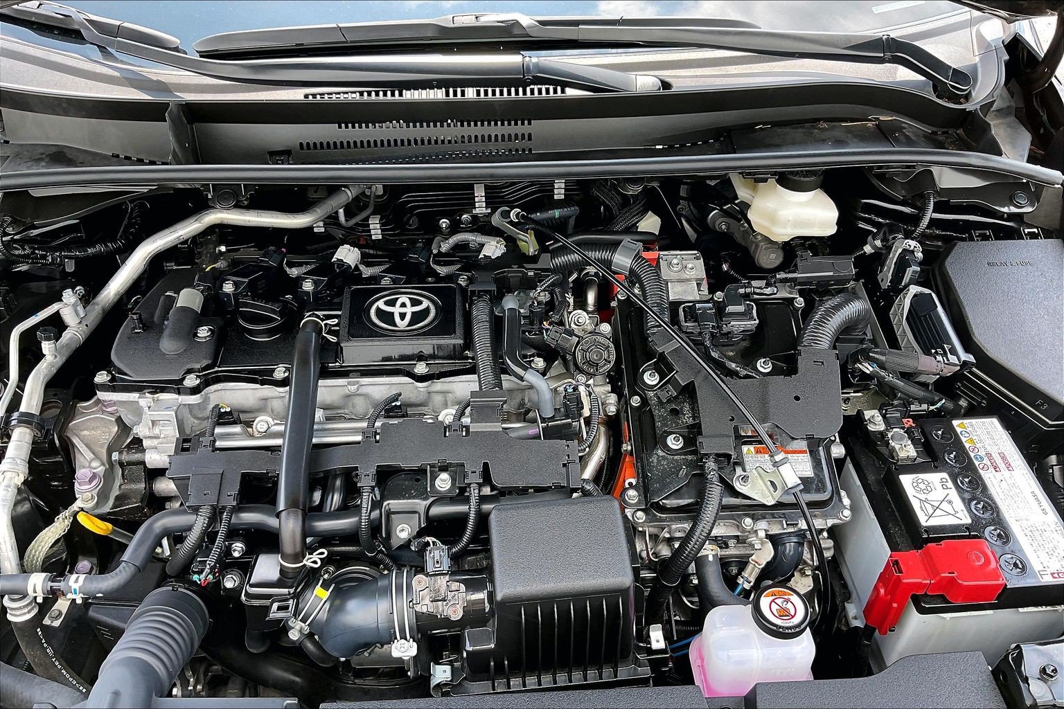 Used 2025 Toyota Corolla LE FWD image 13