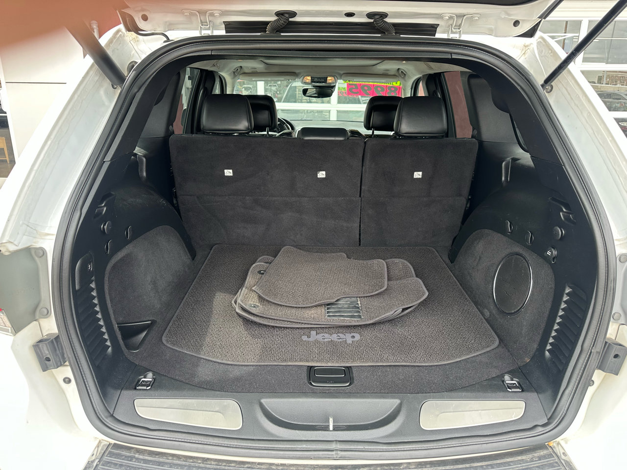 Used 2018 Jeep Grand Cherokee Summit image 15