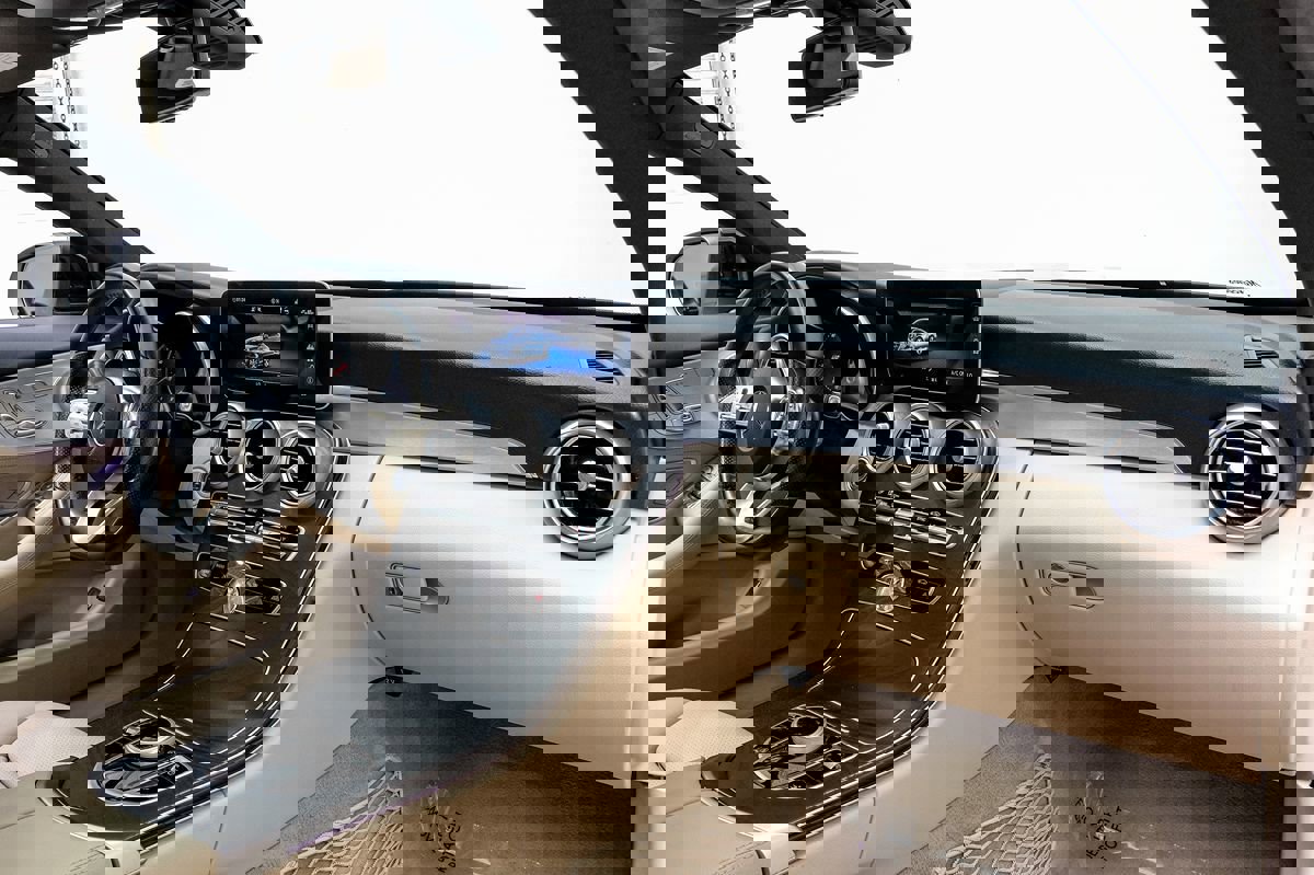 Used 2019 Mercedes-Benz C 300 Coupe w/ AMG Line image 11