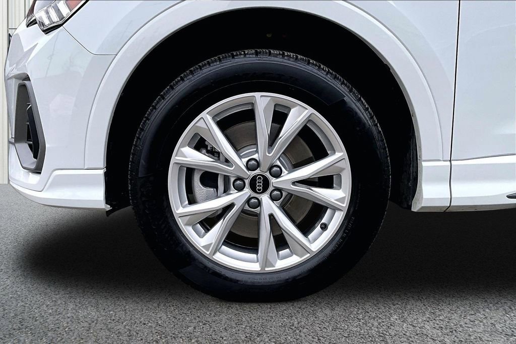 Used 2025 Audi Q3 2.0T Premium Plus w/ Premium Plus Package image 34