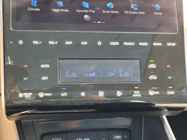 Certified 2024 Hyundai Tucson Limited AWD/4WD image 25