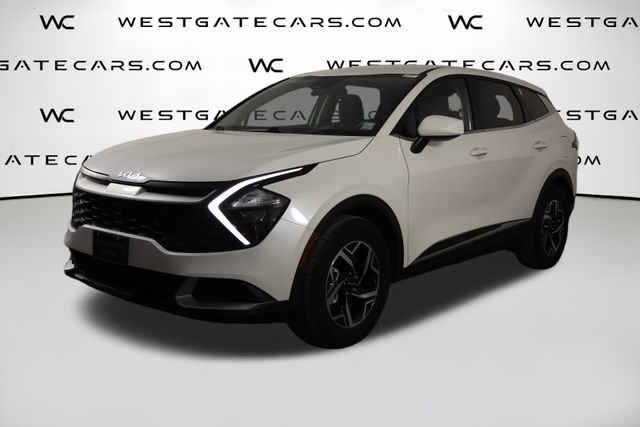Used 2023 Kia Sportage LX FWD image 1