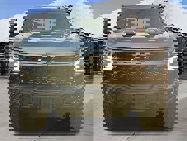 Used 2024 Chevrolet Silverado 1500 ZR2 w/ ZR2 Bison Edition image 4