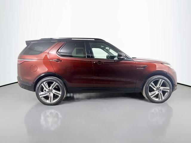 Certified 2026 Land Rover Discovery Limited Edition AWD/4WD image 4