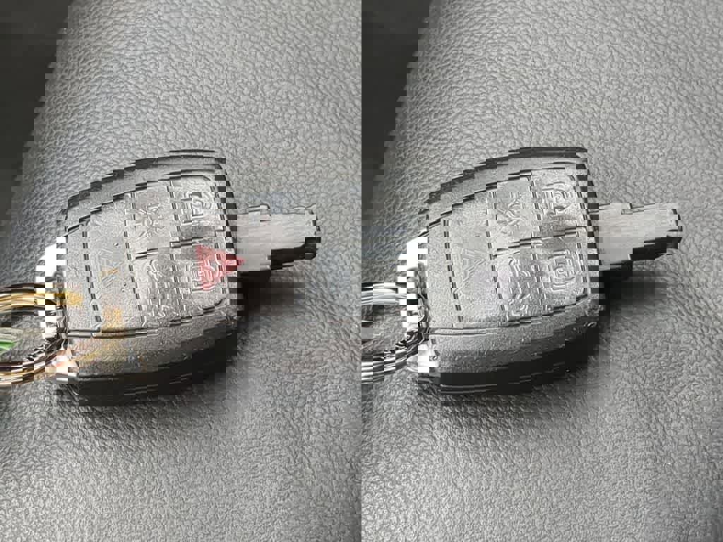 Used 2011 Volvo S40 T5 w/ Preferred Pkg FWD image 31