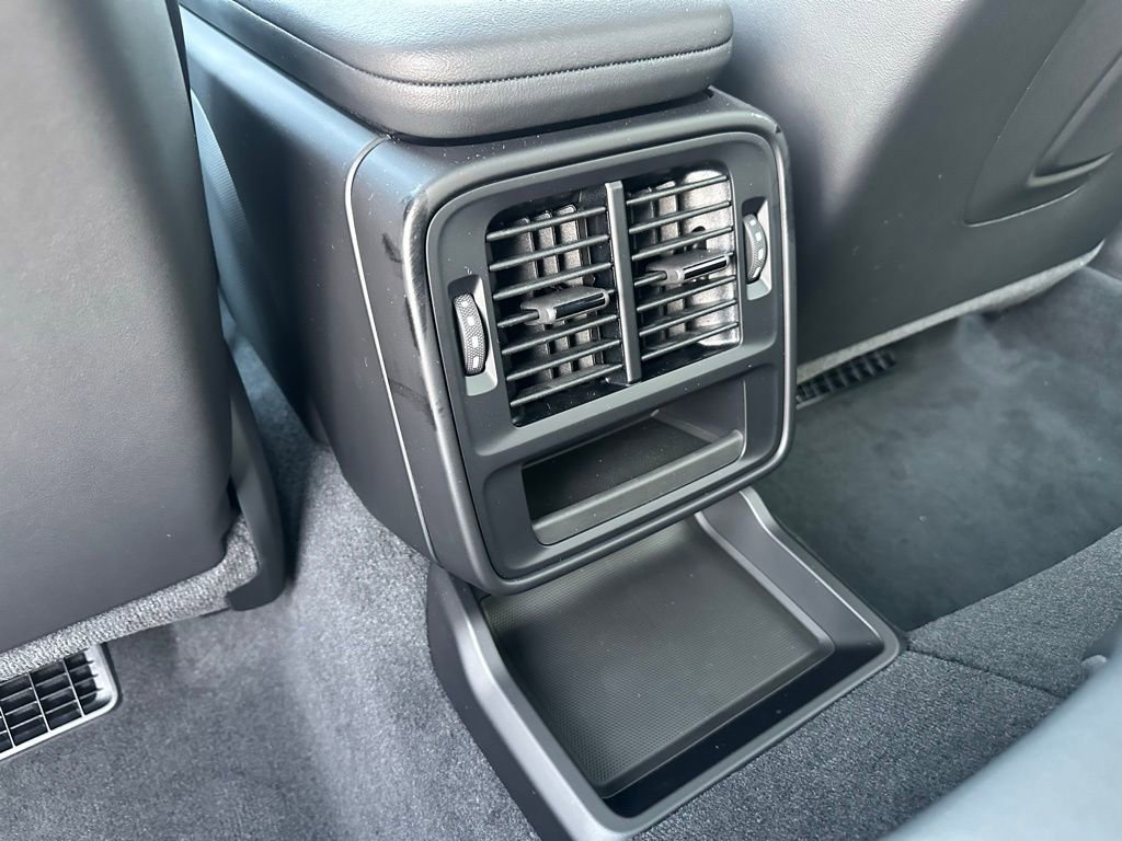 New 2025 Porsche Taycan 4S image 23