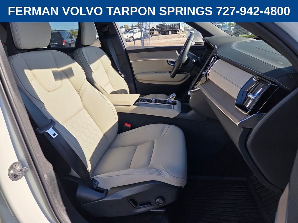 New 2026 Volvo XC90 B5 Plus w/ Protection Package Premier image 20