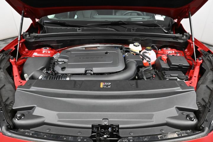 New 2025 Buick Envision Sport Touring image 29