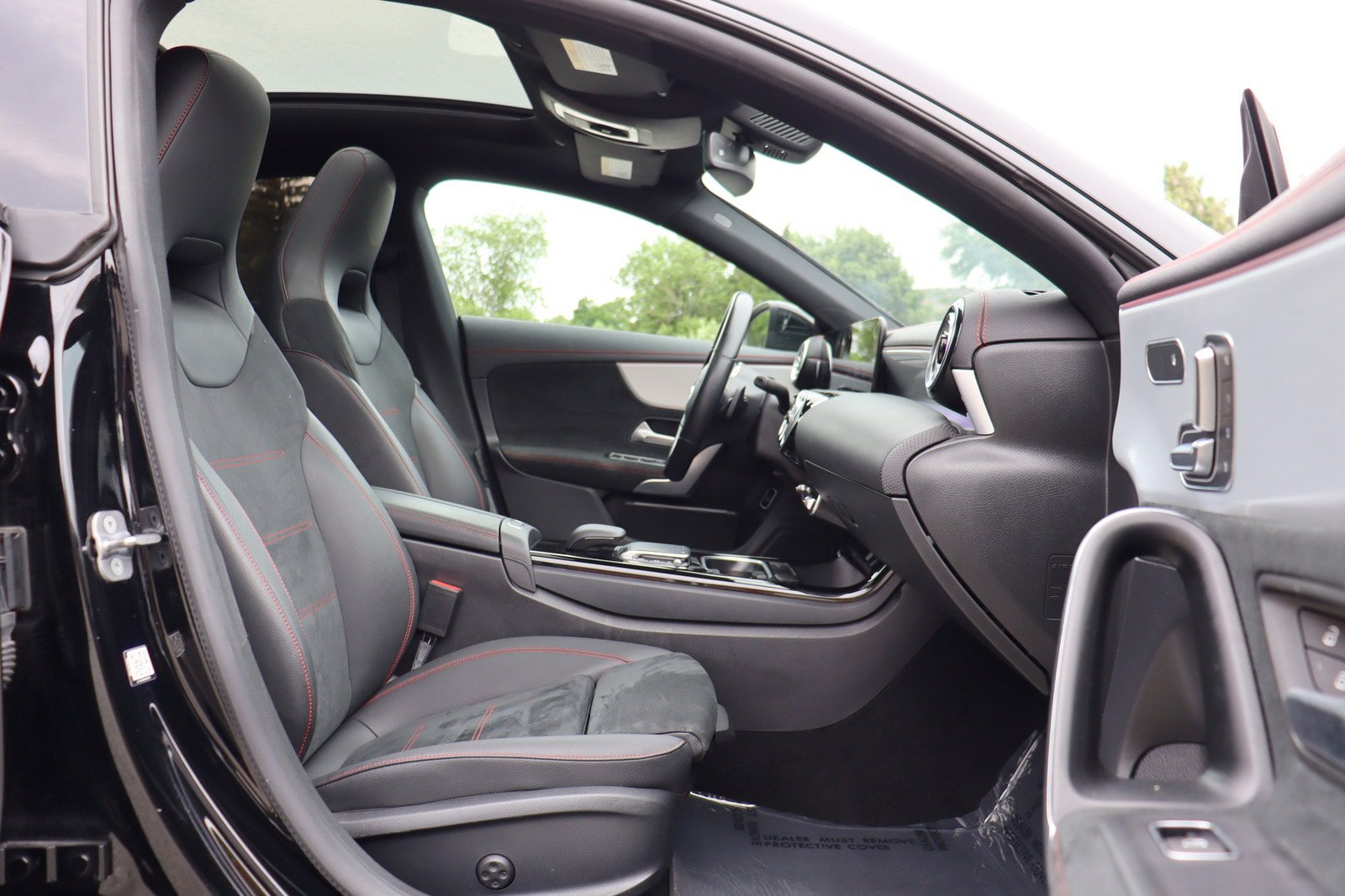 Used 2023 Mercedes-Benz CLA 250 4MATIC w/ AMG Line image 21