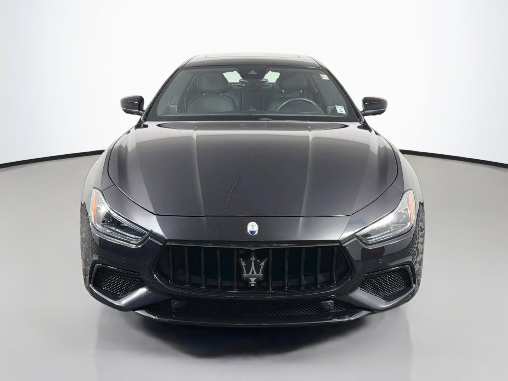 Used 2022 Maserati Ghibli Modena Q4 AWD/4WD image 2
