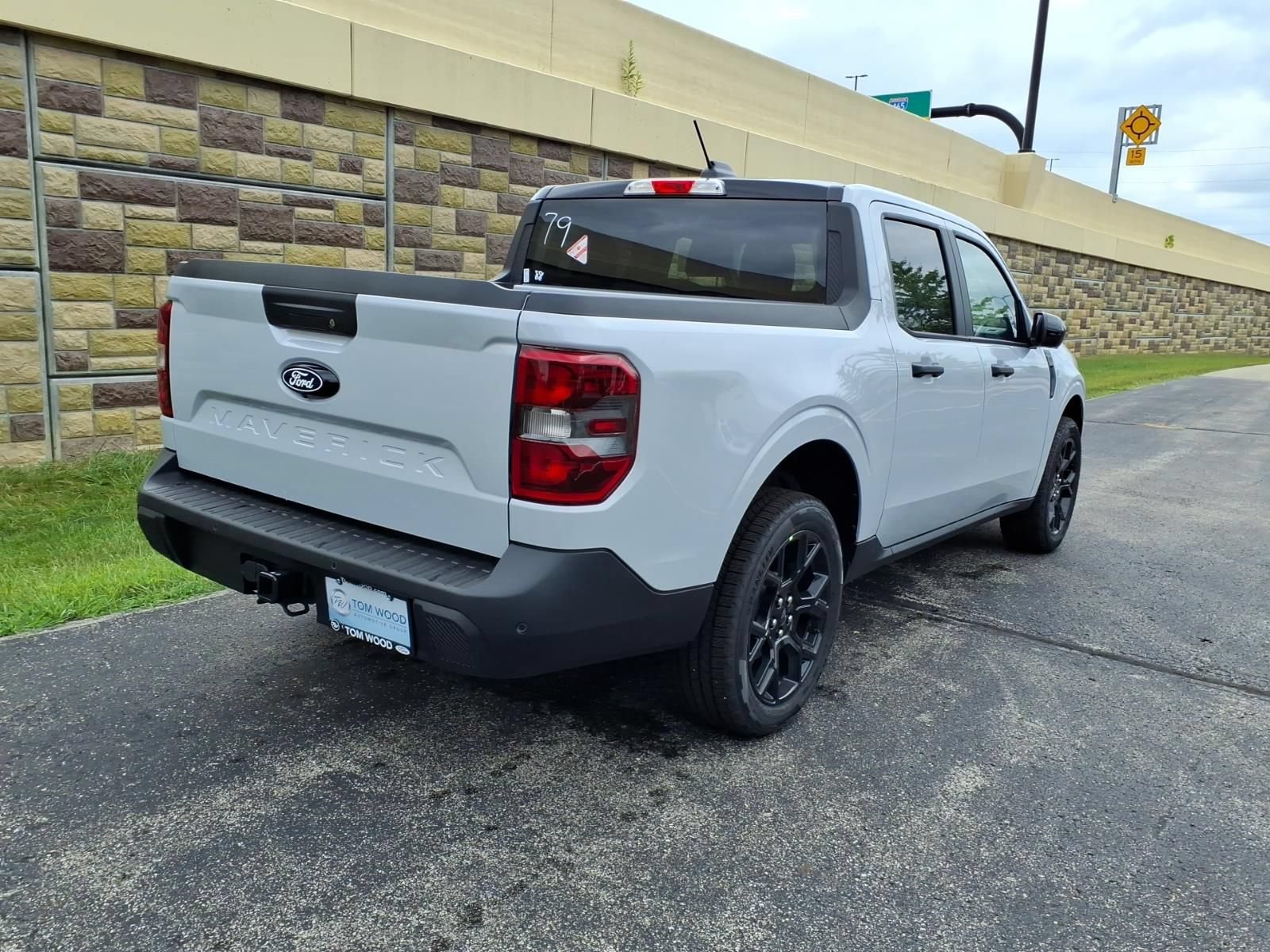 New 2026 Ford Maverick XLT w/ Equipment Group 301A AWD/4WD image 9