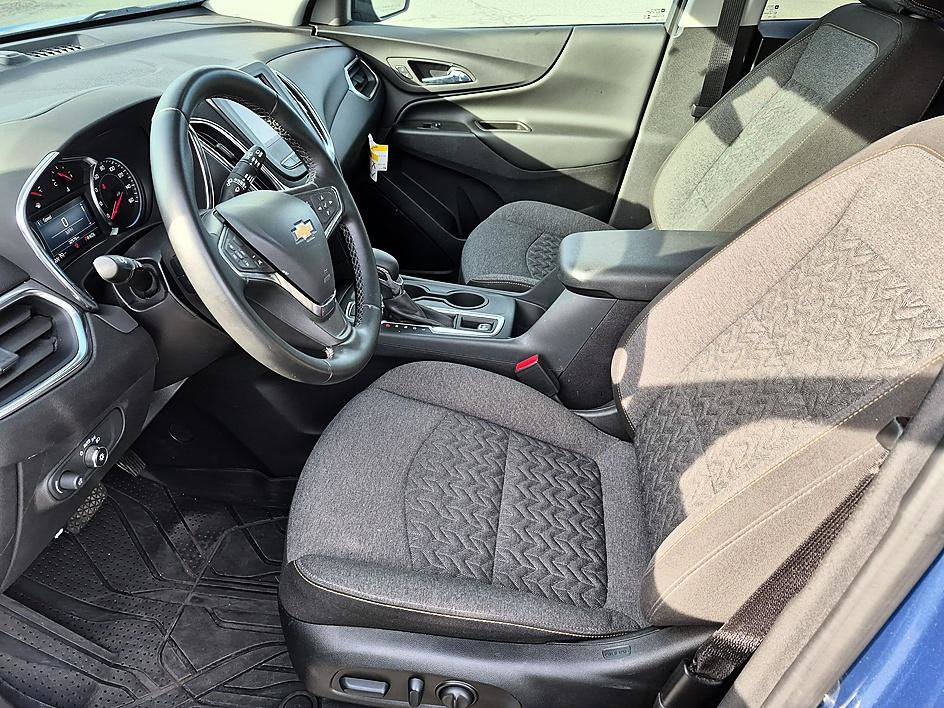 Used 2024 Chevrolet Equinox LT w/ LPO, Floor Liner Package AWD/4WD image 15
