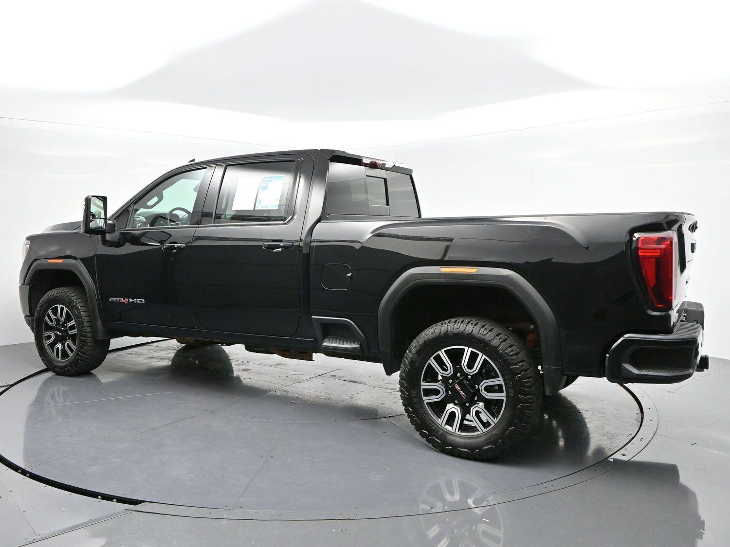 Used 2023 GMC Sierra 3500 AT4 w/ AT4 Premium Plus Package image 5