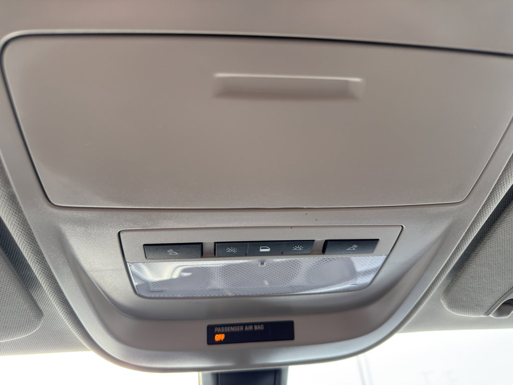 Used 2022 Chevrolet Colorado LT w/ LT Convenience Package image 24