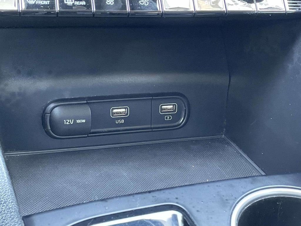 Used 2022 Kia K5 LXS image 19