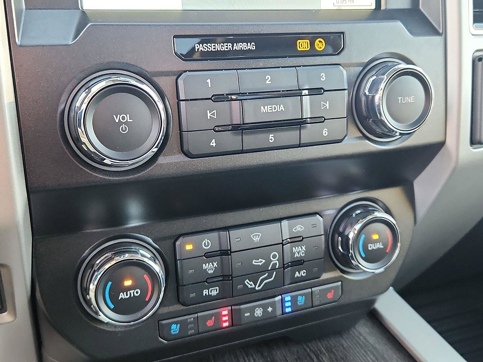 Used 2021 Ford F350 Lariat image 16