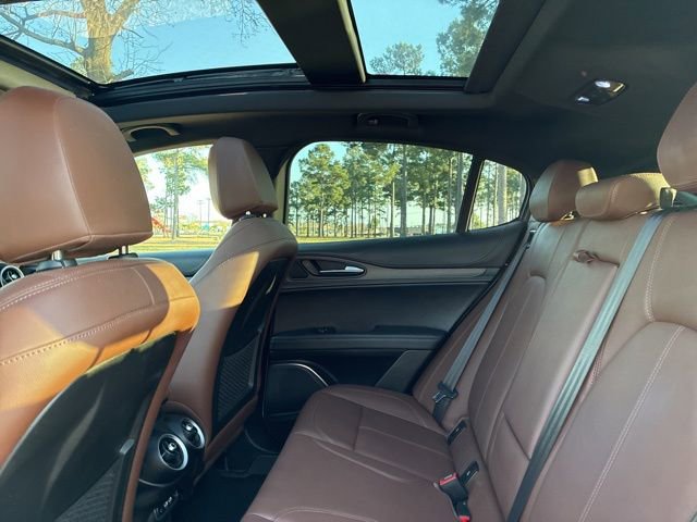 Used 2022 Alfa Romeo Stelvio Ti image 24