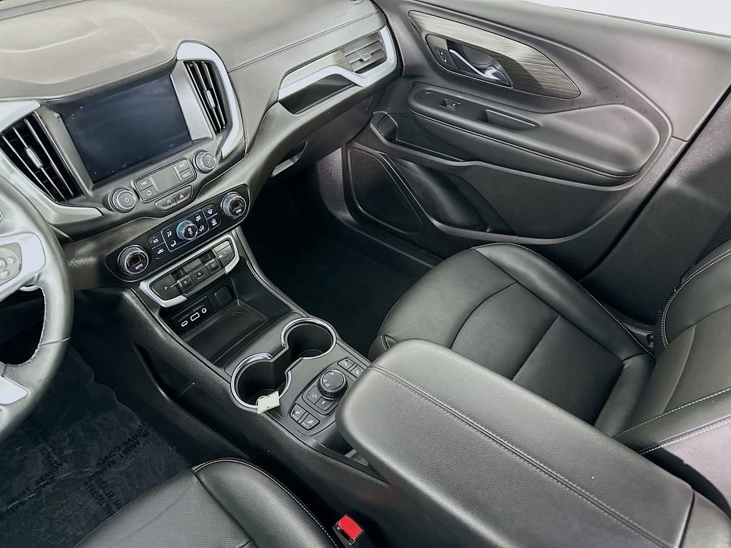 Used 2024 GMC Terrain SLT image 31