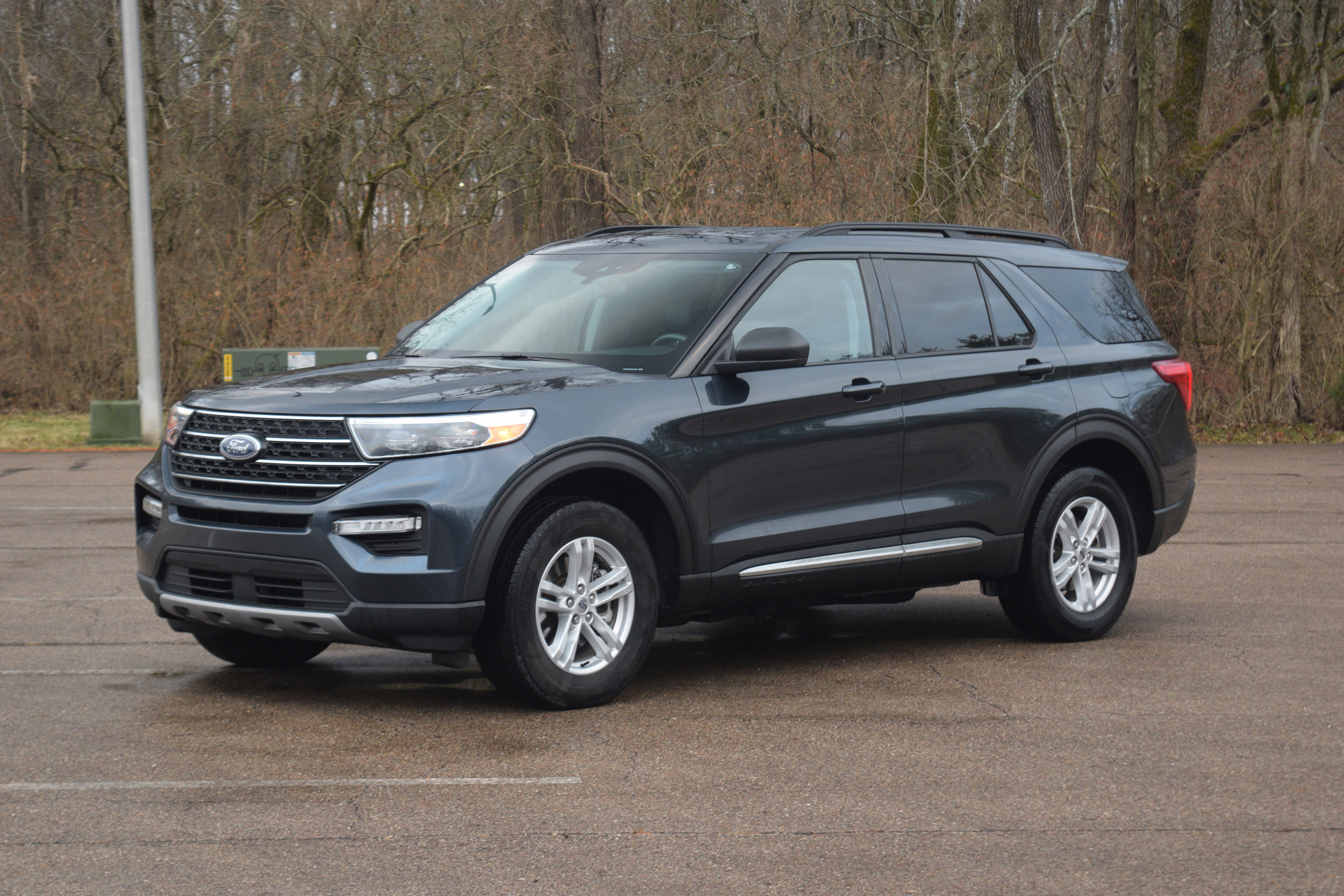 Used 2023 Ford Explorer XLT w/ Equipment Group 202A image 22