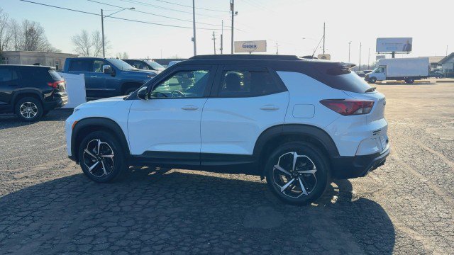 Certified 2022 Chevrolet TrailBlazer RS w/ Sun and Liftgate Package image 6