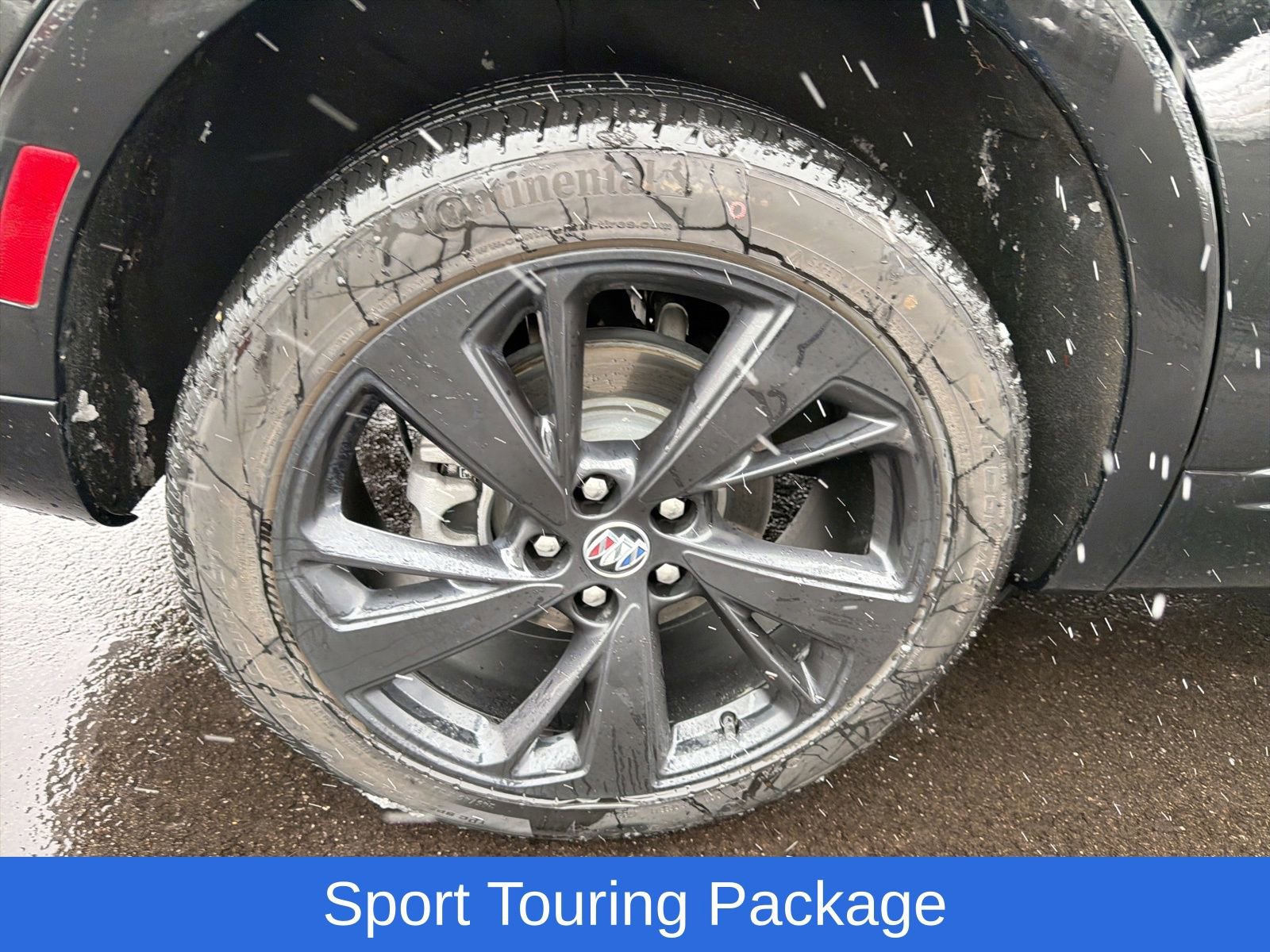 Used 2023 Buick Envision Preferred w/ Sport Touring Package image 21