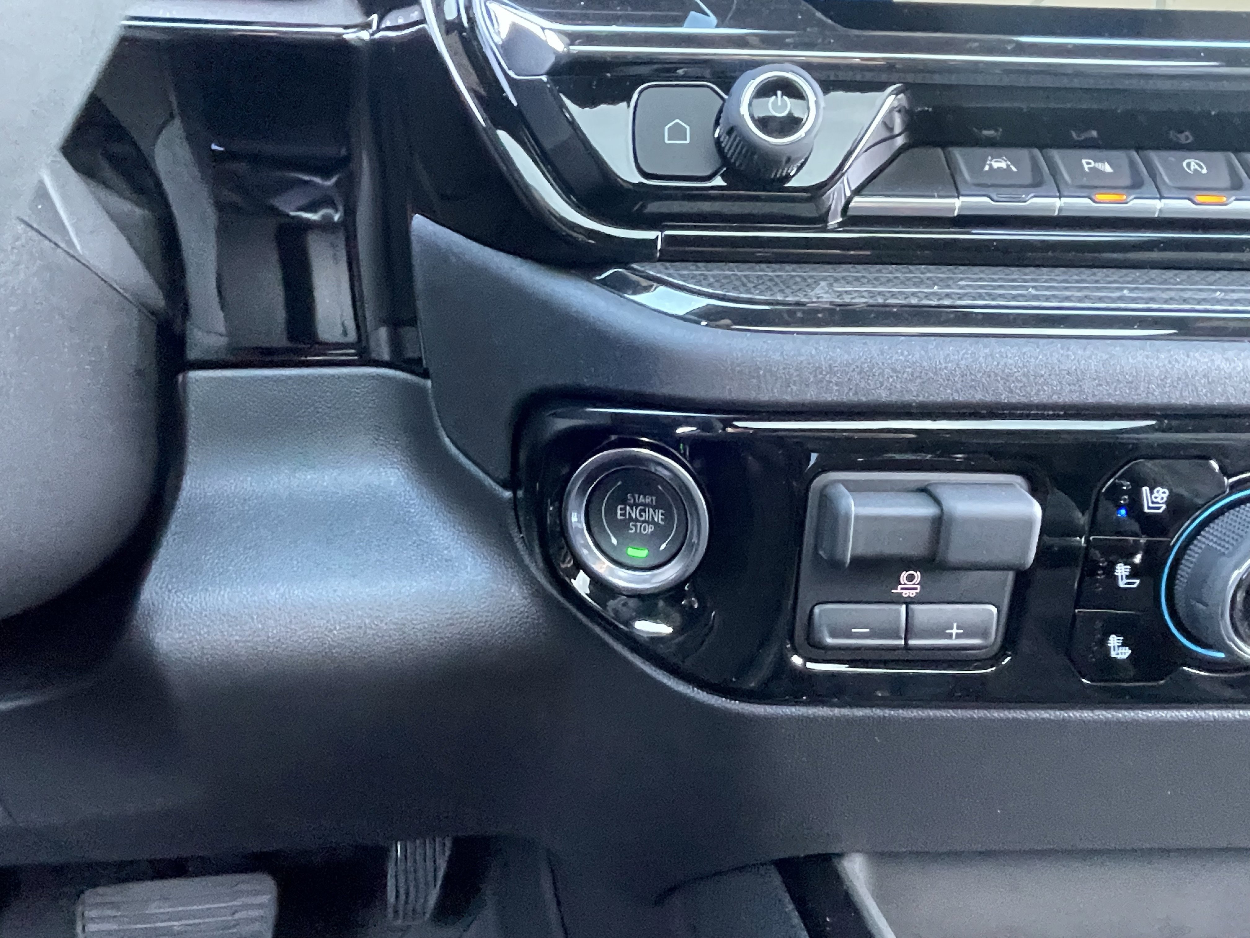 New 2026 Chevrolet Silverado 1500 ZR2 image 27