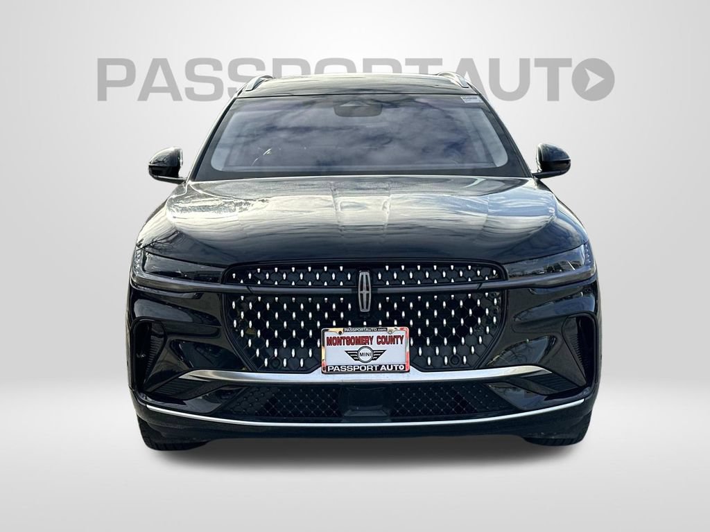 Used 2024 Lincoln Nautilus Reserve AWD/4WD image 7