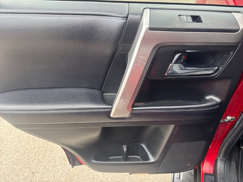 Used 2019 Toyota 4Runner Limited AWD/4WD image 29