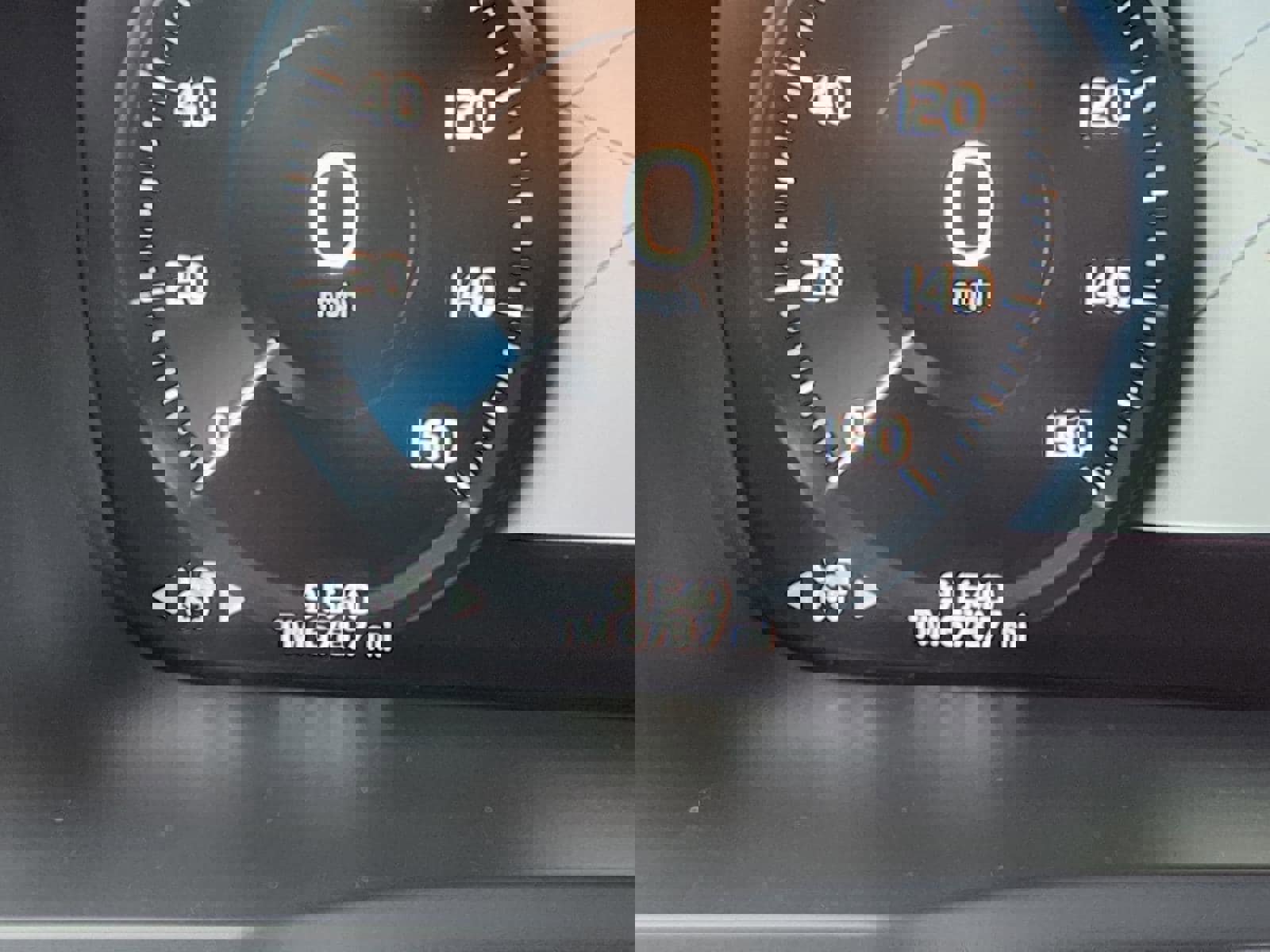 Used 2020 Volvo XC90 T5 Momentum w/ Protection Package Premier image 31