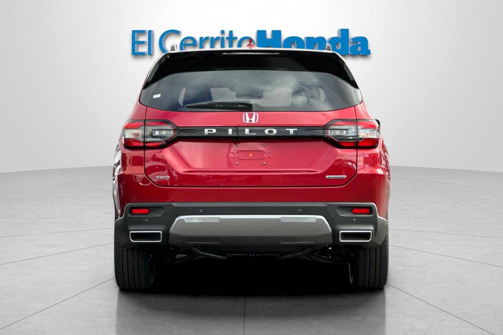 New 2026 Honda Pilot Touring image 4