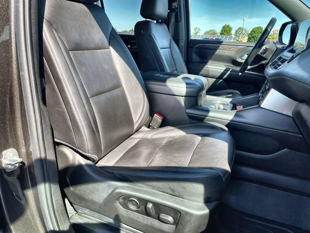 Used 2021 Chevrolet Tahoe LT w/ LT Signature Package AWD/4WD image 28