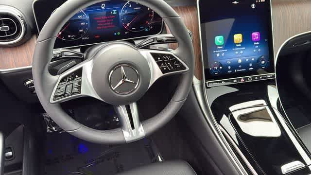 Used 2026 Mercedes-Benz GLC 300 4MATIC image 23